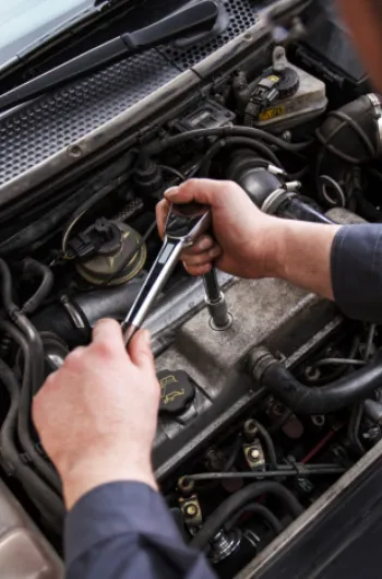 Expert Car Engine Mechanics